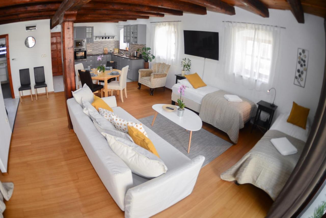 Somos Apartman Győr Exterior foto